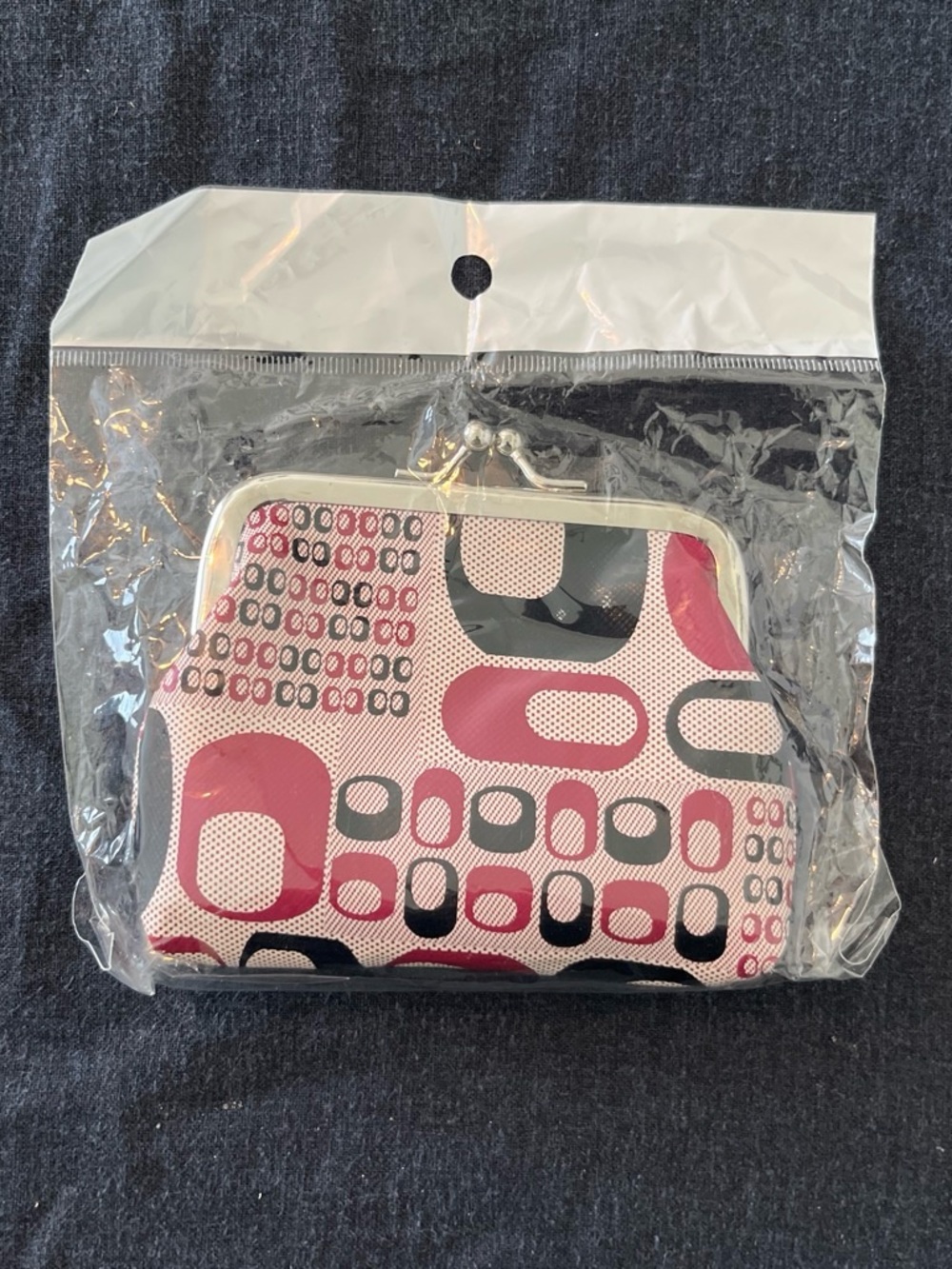 Stylish Pink & Gray Retro Print Coin Pouch with Kiss-Lock Closure
